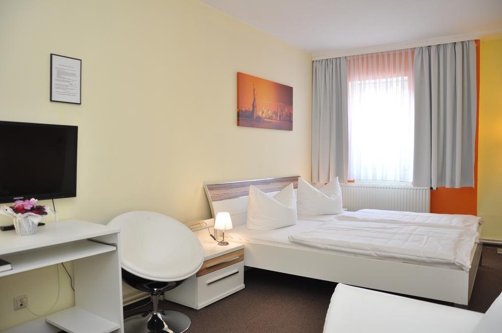 Hotel An Der Kapelle マイニンゲン エクステリア 写真