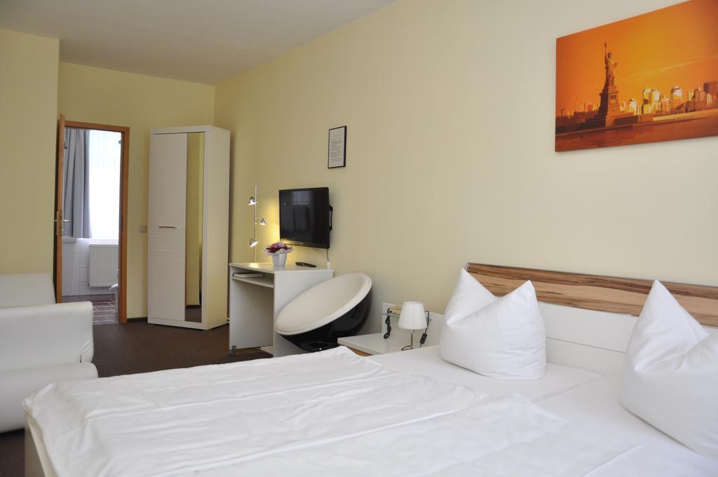 Hotel An Der Kapelle マイニンゲン エクステリア 写真